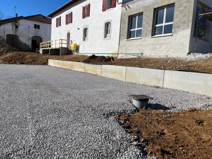 Parking chaussée drainante 2